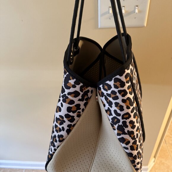 Large Multipurpose Beach Bag Neoprene Tote Bag Witg Pouch - Picture 2 of 4